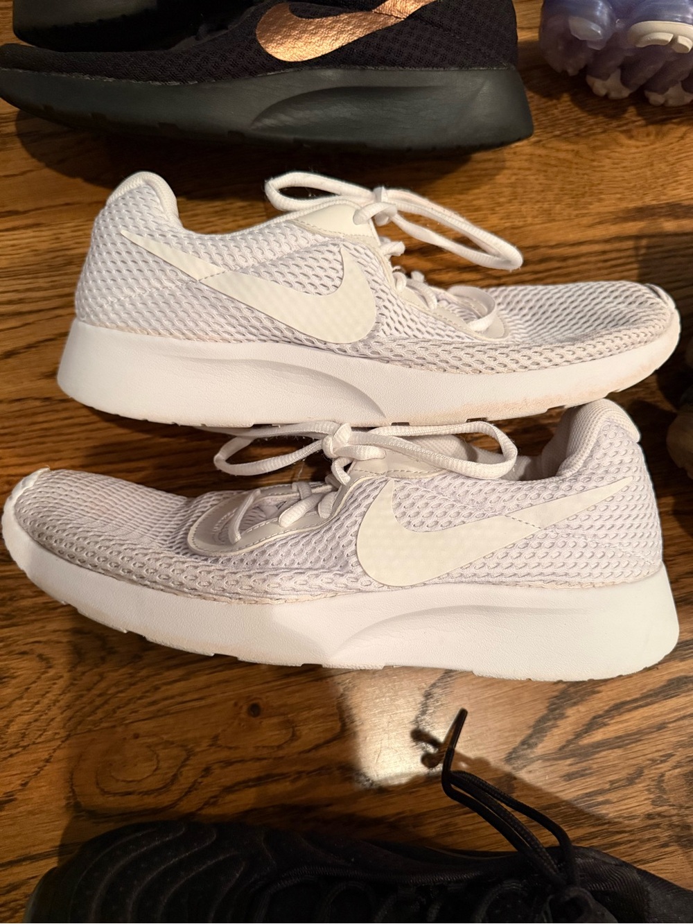 Various NIKE JORDAN sneaker Womens Mixed Sneaker Lot Like New Used sizes 8-11 - Picture 15 of 16